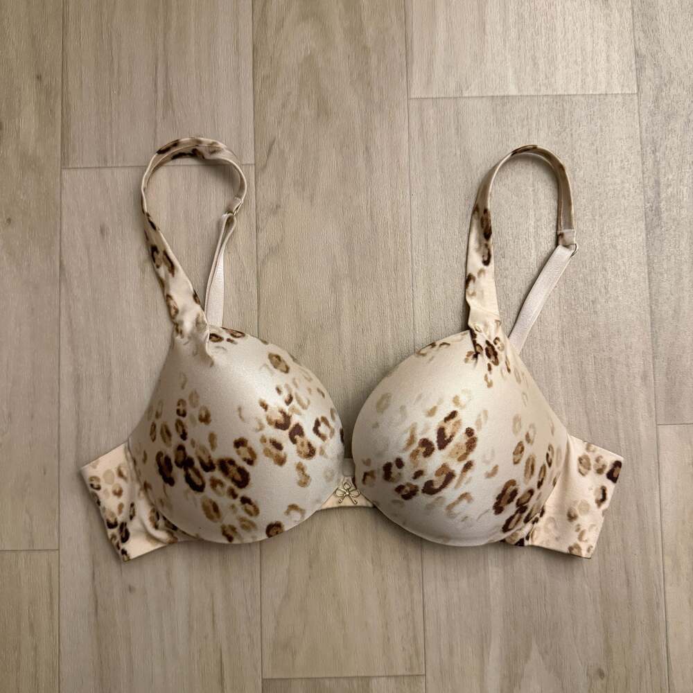Victoria's Secret Plunge Bra 34B Leopard Print